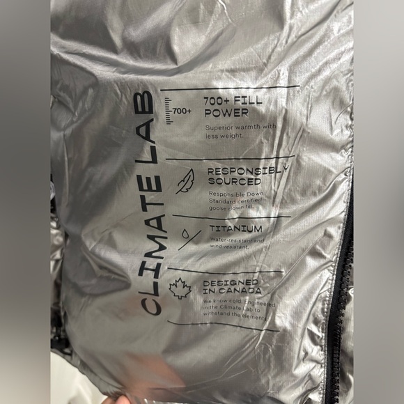 NWT Aritzia the super puff Metallic Silver Ski Jacket size XS runs big - Picture 6 of 10